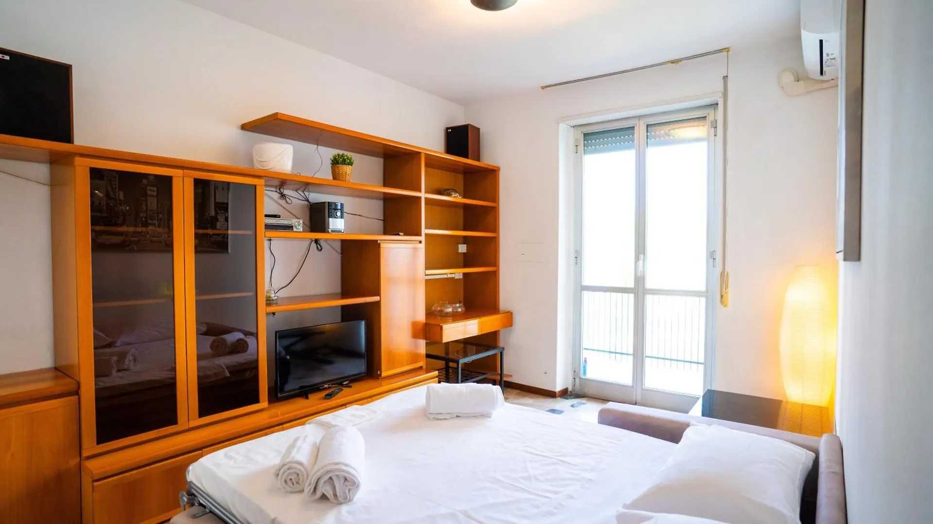 Apartment Ideal Rent - Tartini 37 Milan