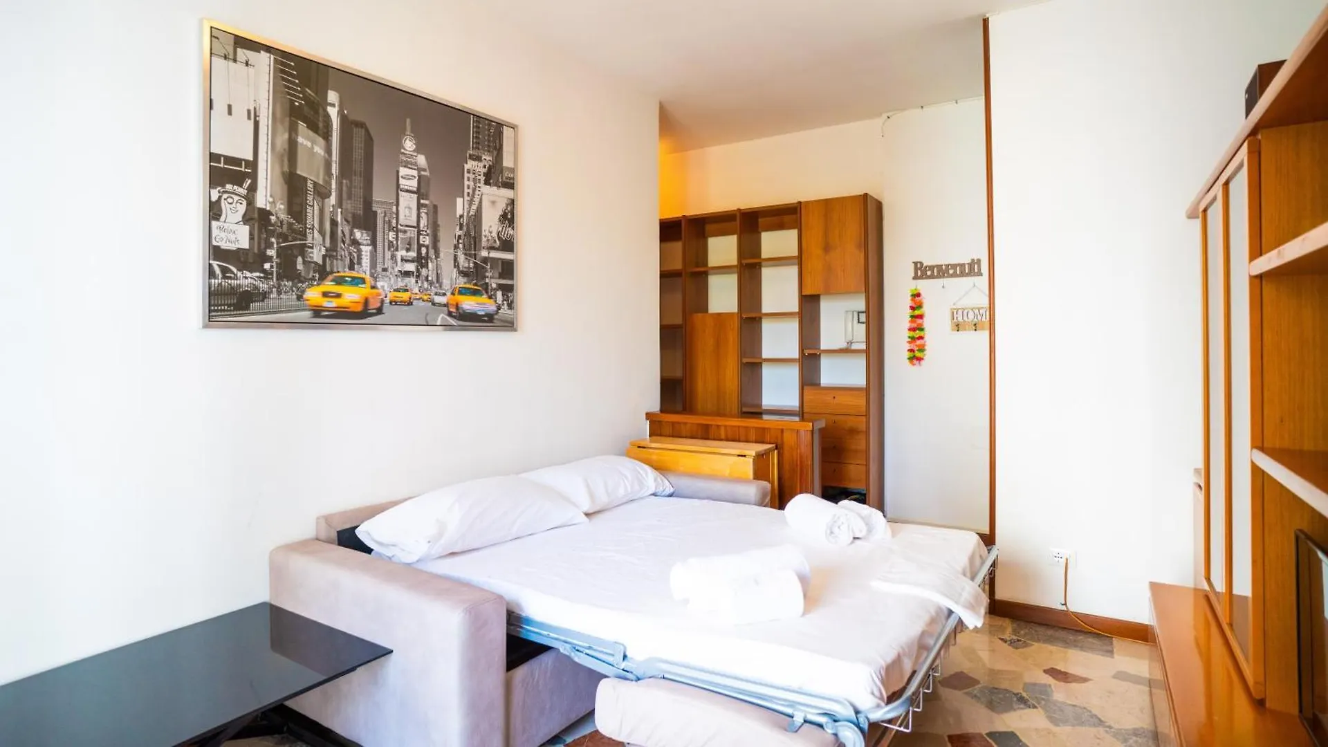Ideal Rent - Tartini 37 Milan Italy